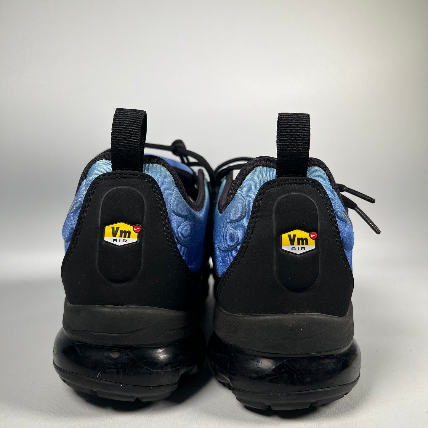 Nike Air Vapormax Plus Hyper Blue (2018) Size 11 USED s19630