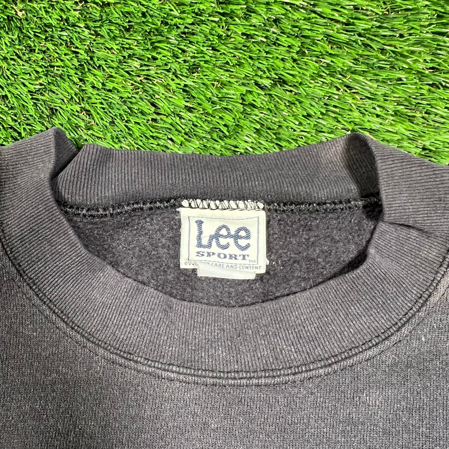 1990s Chicago White Socks Lee Tag Washed Black Crewneck Size XL USED v18349