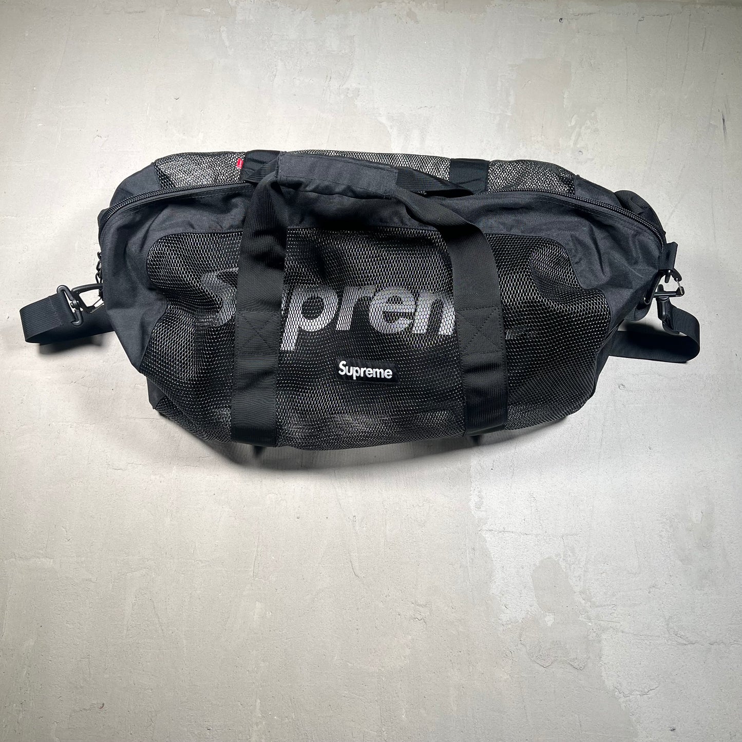Supreme Big Mesh Duffle Bag (2020) Black USED x17205