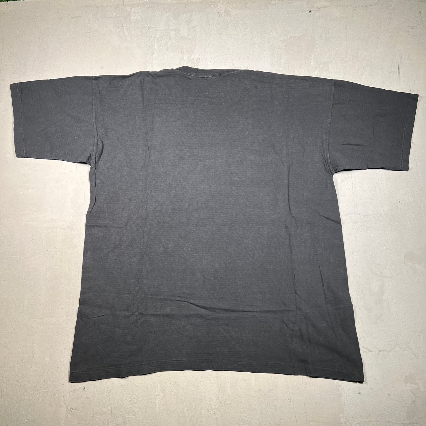1990s Chicago Bulls Flaming Dunking Ball Black Tee Size XL USED v17807