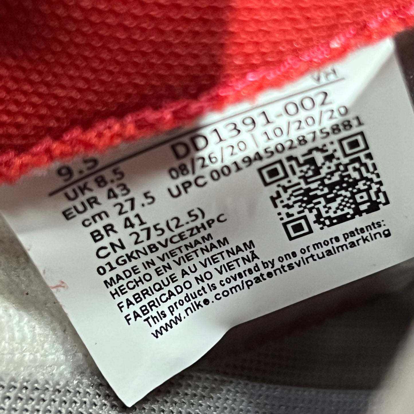 Nike Dunk Low UNLV (2021) Size 9.5 NEW s19919