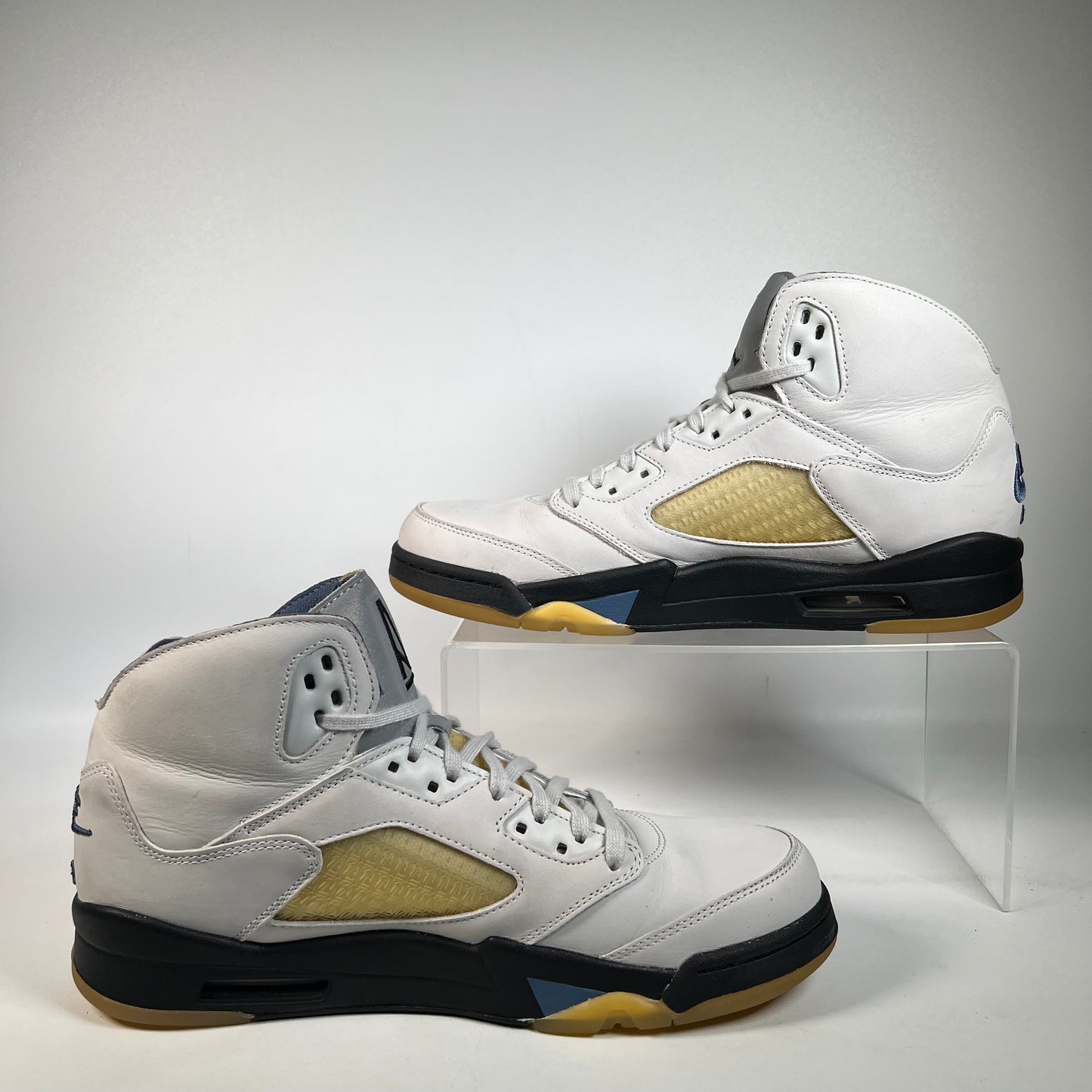 Jordan 5 A Ma Maniere Dawn (2023) Size 10/5M/12W USED s22435