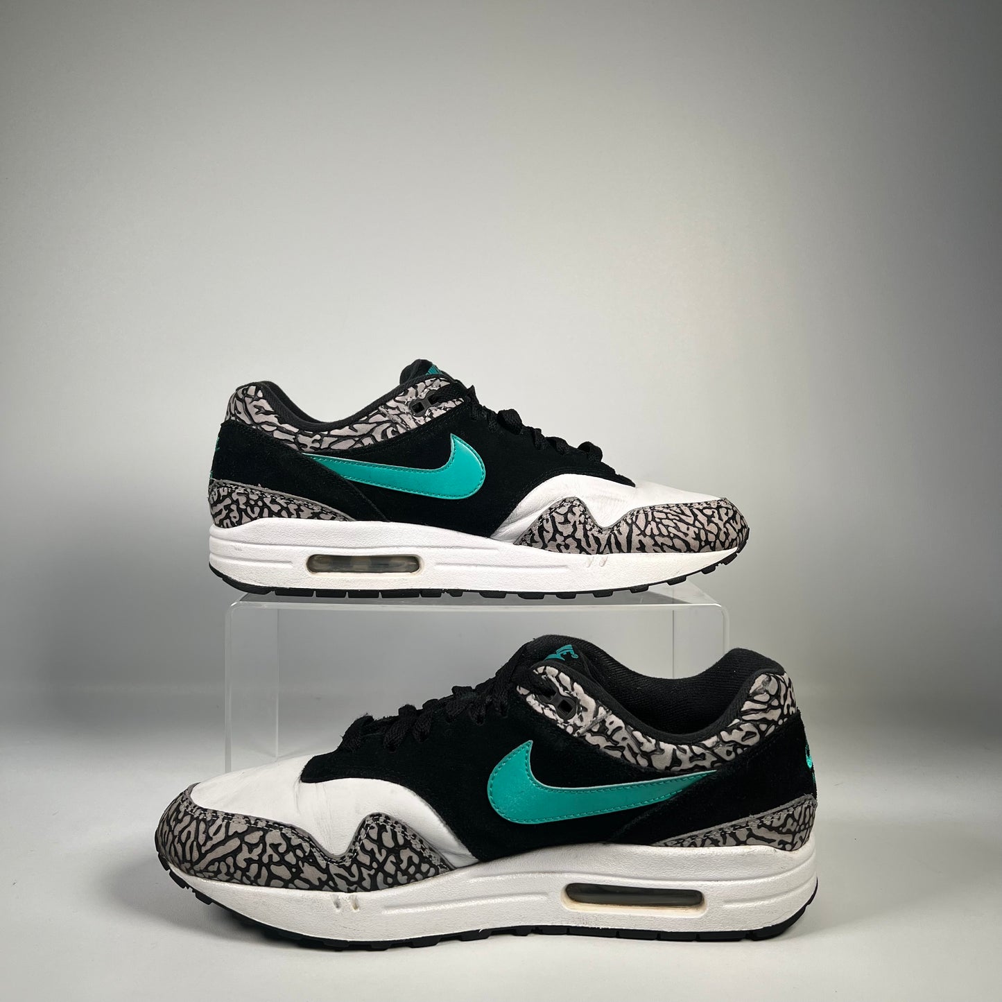 Nike Air Max 1 Atmos Elephant (2017) Size 9.5 USED s20400