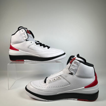 Jordan 2 Chicago (2022) Size 9m / 10.5w NEW s21872