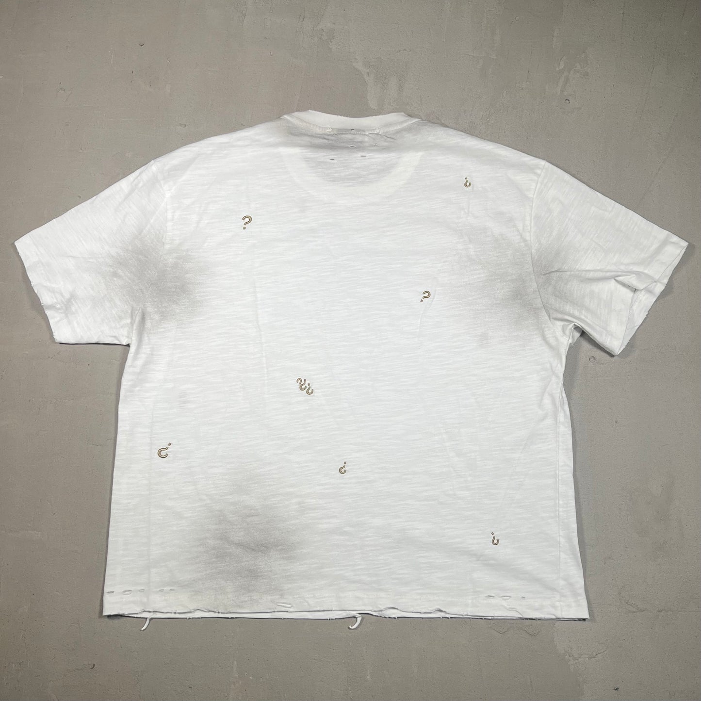 Greedy Unit White Thrashed Everyday Tee Size XL USED x17174