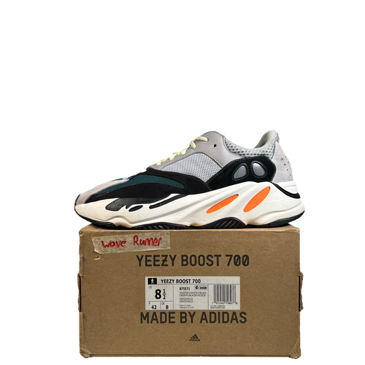 Yeezy 700 Wave Runner (2017) Size 8.5 USED s21666