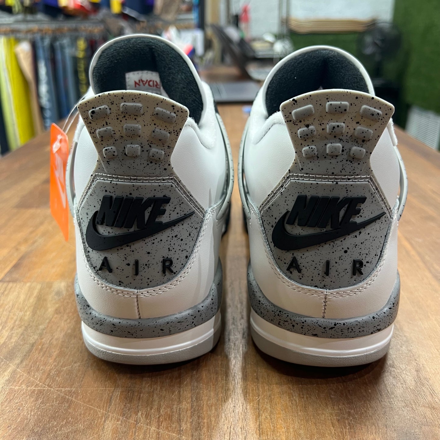 Jordan 4 White Cement 2025 Size 10.5 NEW s16387