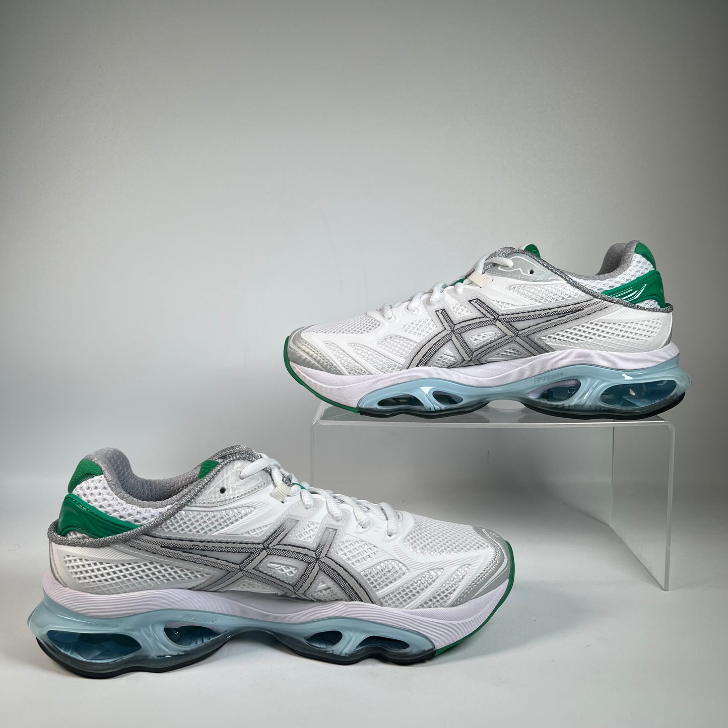 New Balance Gel-Kinetic 2.0 Hidden NY (2026) Size 8.5 USED s22245