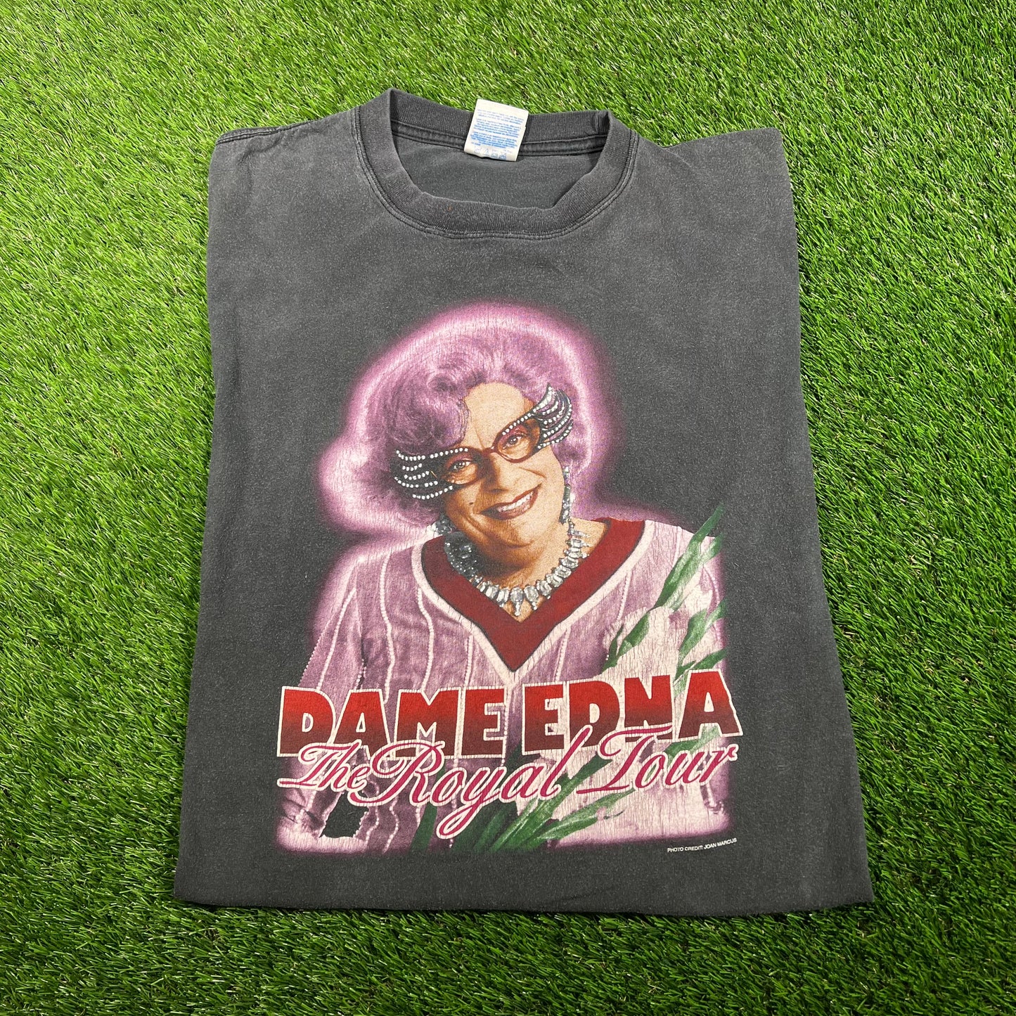 1990s Dame Edma The Royal Tour Black Tee Size XXL USED v17733