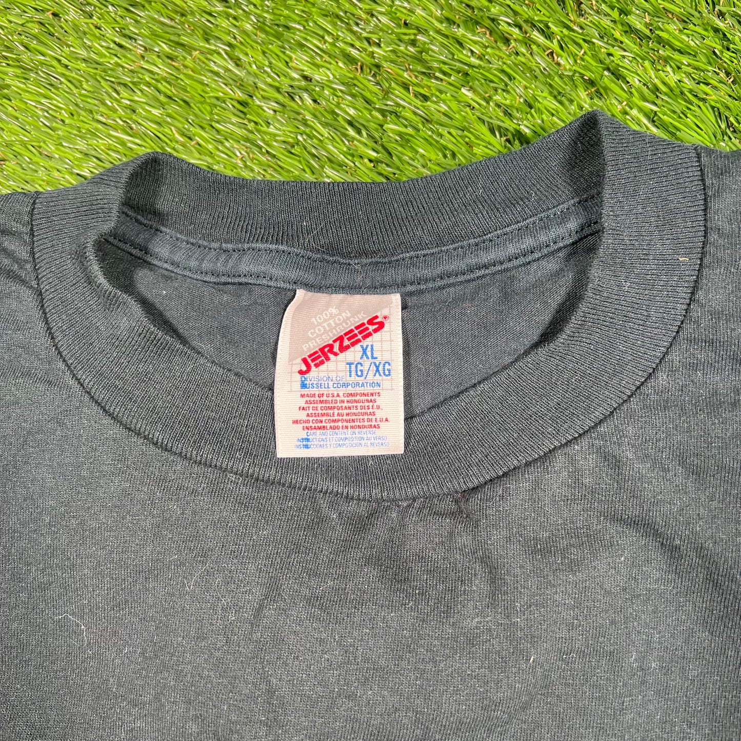 1990s Taz Angel Embroidered Black Tee Size XL USED v17349