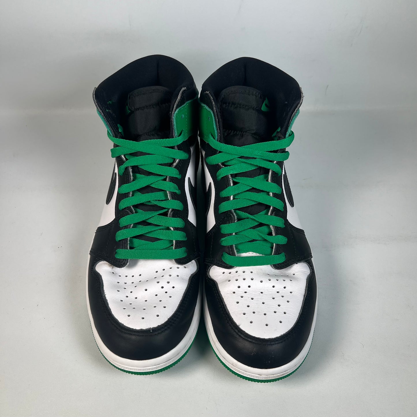 Jordan 1 High Lucky Green (2023) Size 9 USED s22371