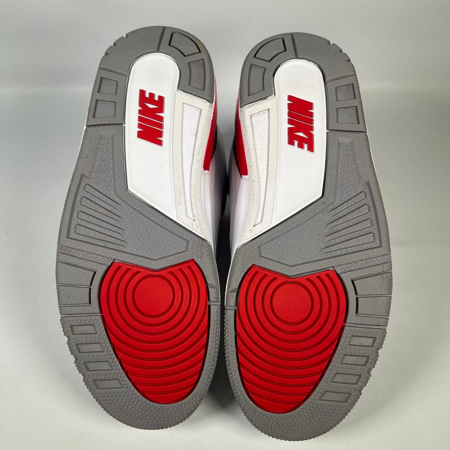 Jordan 3 Fire Red (2022) Size 7.5 USED s19968