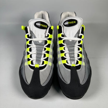 Nike Air Max 95 Patch OG Neon Size 11 USED S16149