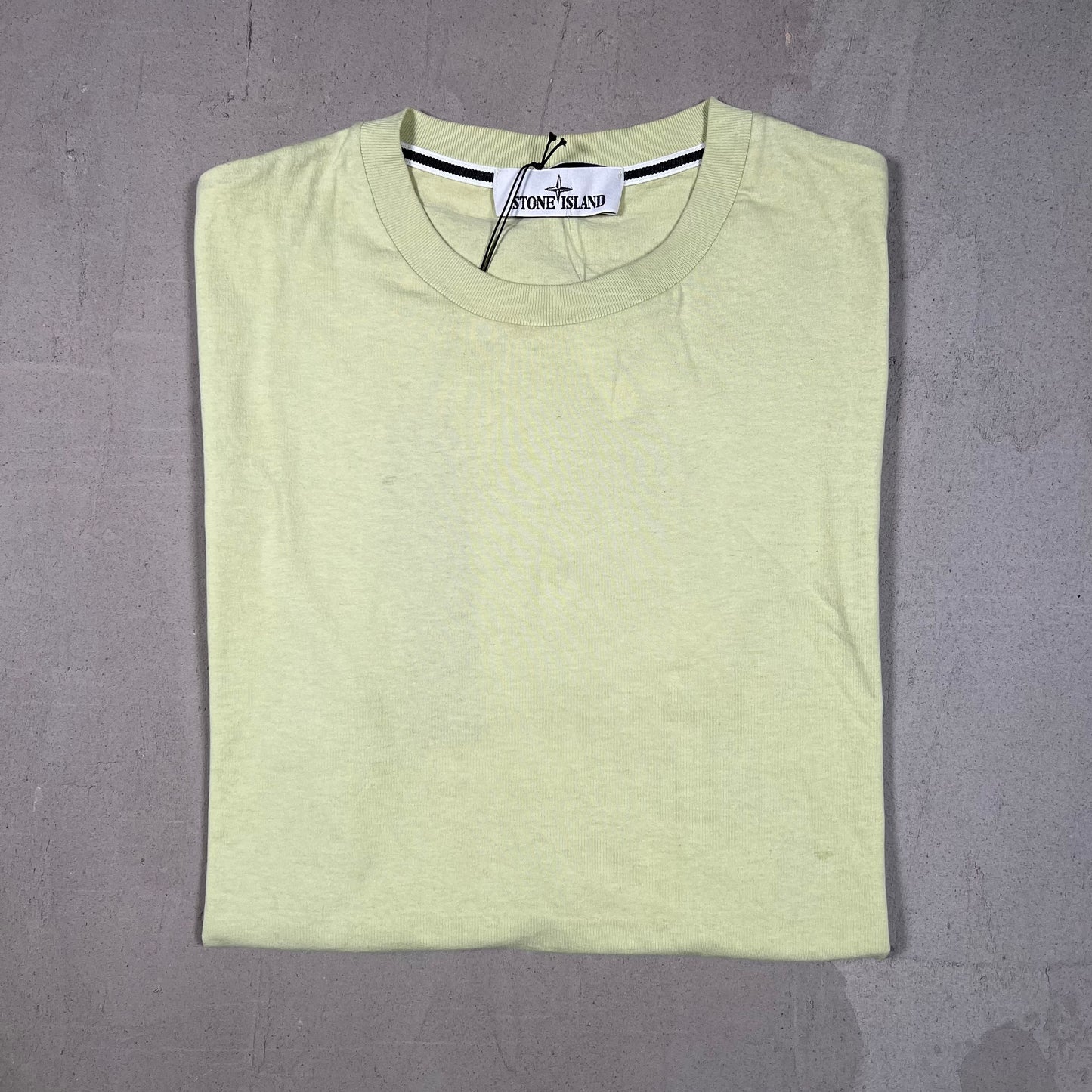 Stone Island Light Green Tee Size Small NEW x17076