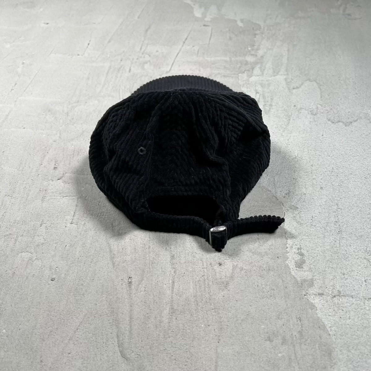 Supreme Ripple Corduroy Small Box Logo Black Hat USED x18443