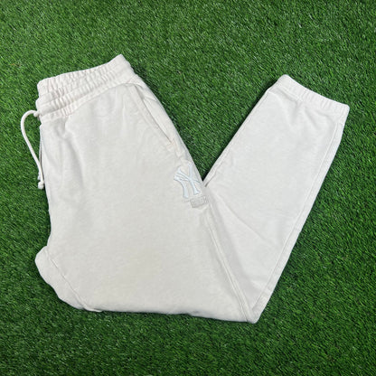 Kith New York Yankees Cream Sweatpants Size Medium USED x15644