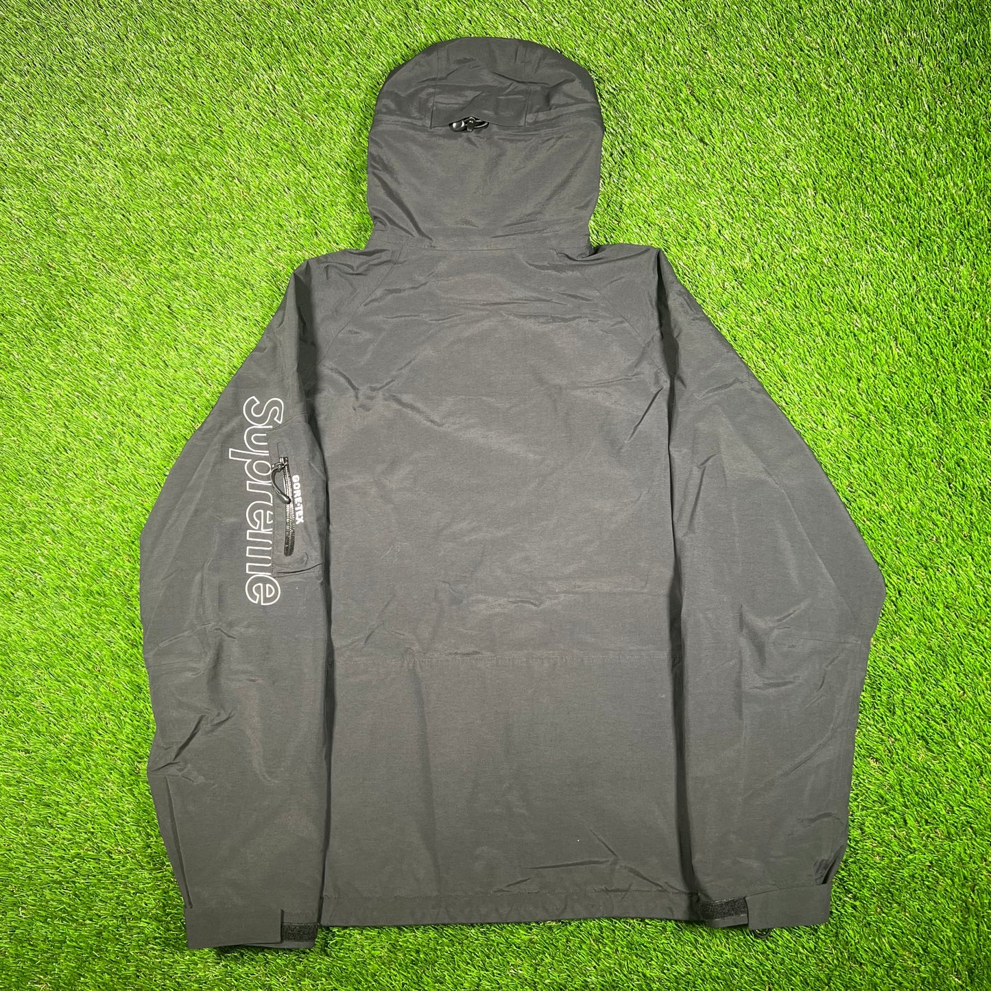 Supreme 2021 Goretex Tech Shell Black Jacket Size Medium USED x15361