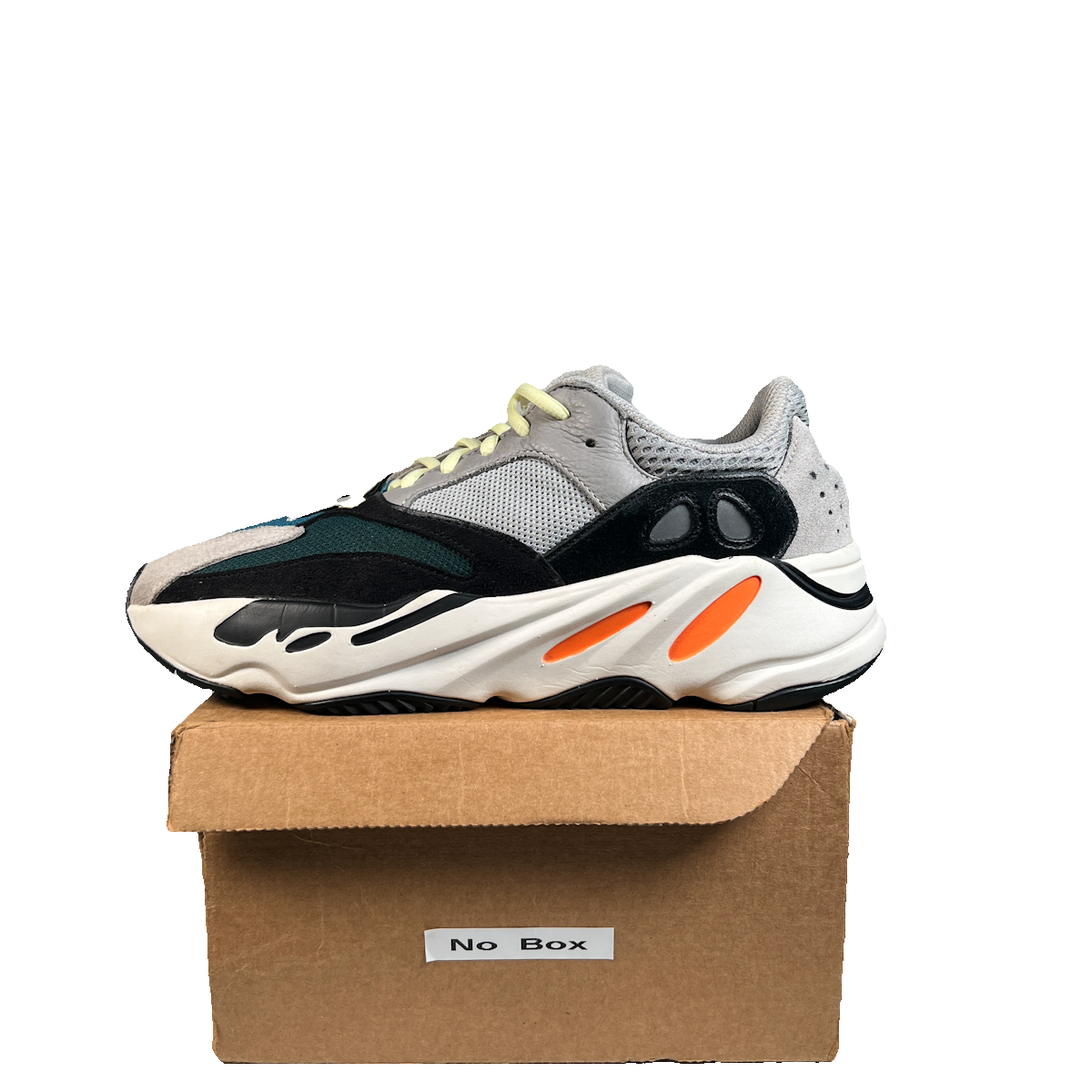 Yeezy 700 Wave Runner (2018) Size 9 USED s22777