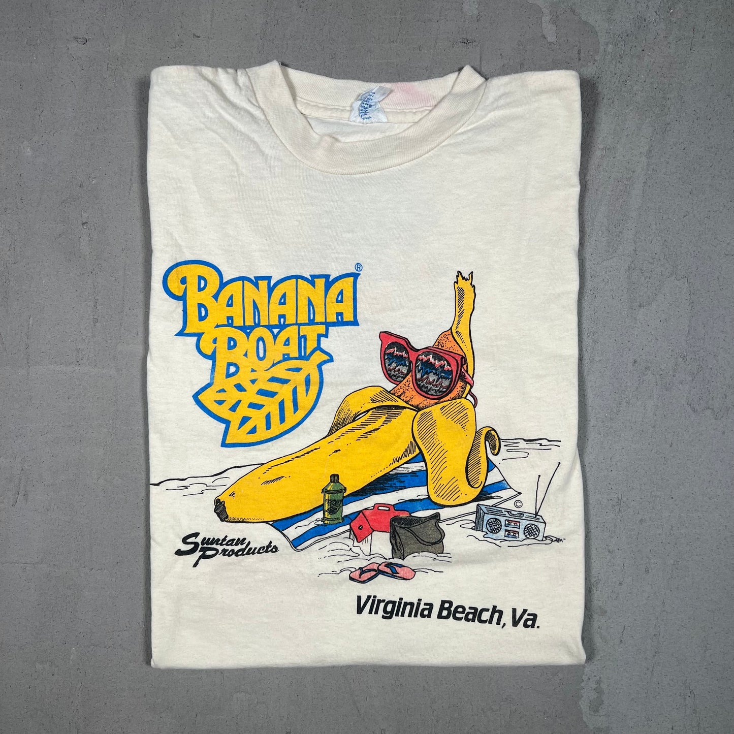 1990s Banana Boat Virginia Beach VA Cream Tee Size Small USED v19299