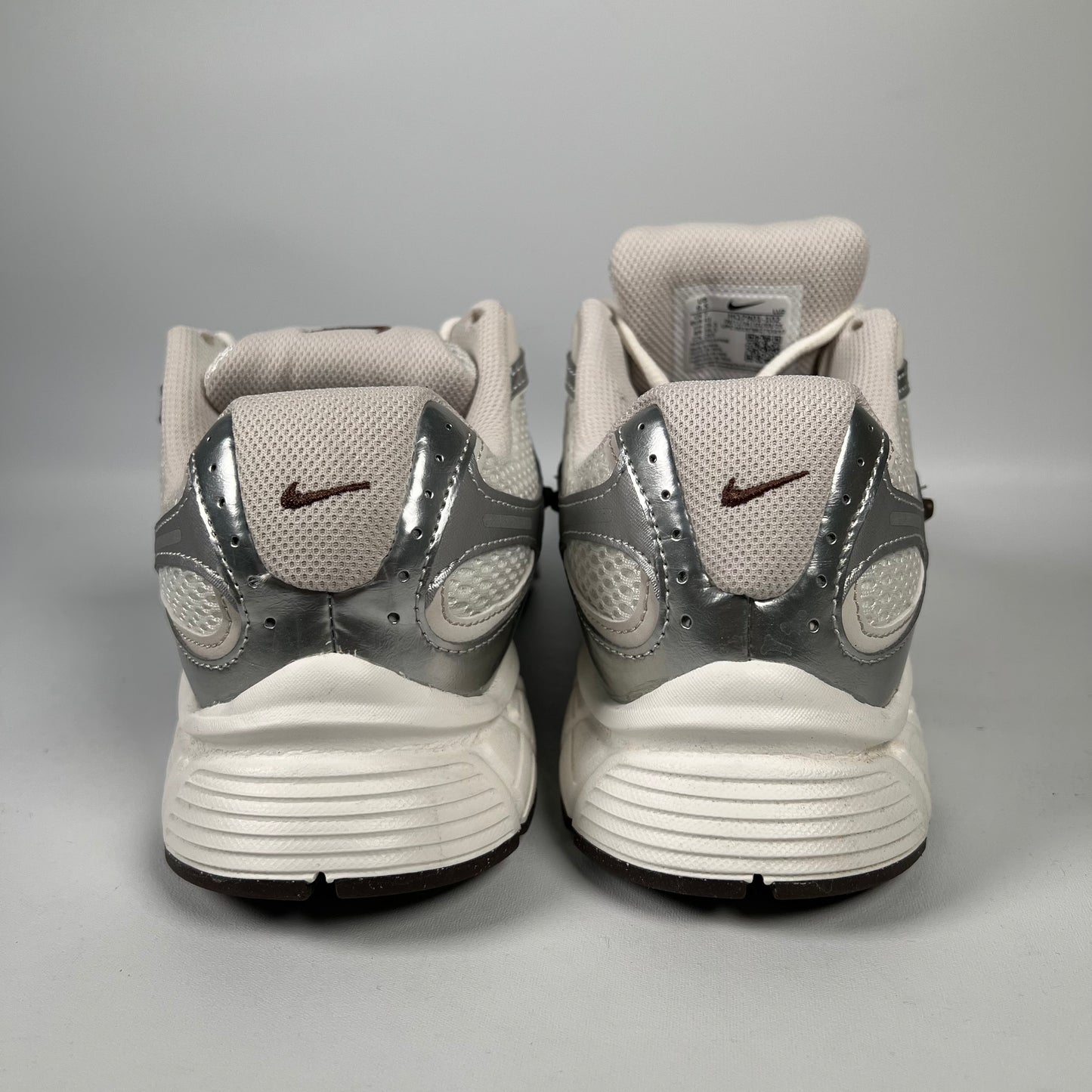 Nike V5 RNR Sail Fauna Brown (2025) Size 8m / 9.5w USED s18979