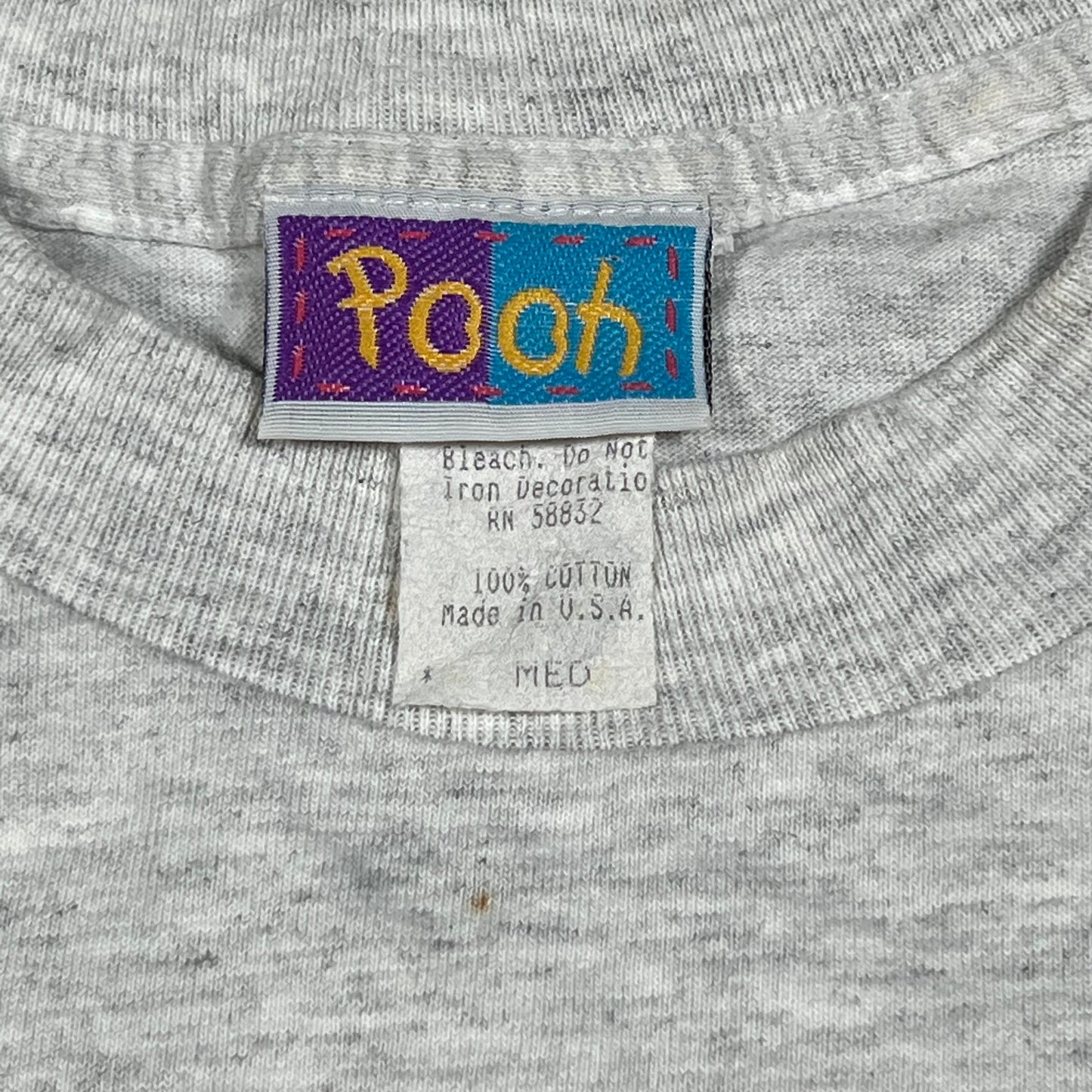 1990s Winnie The Pooh Stitched Grey Tee Size Medium USED v16582
