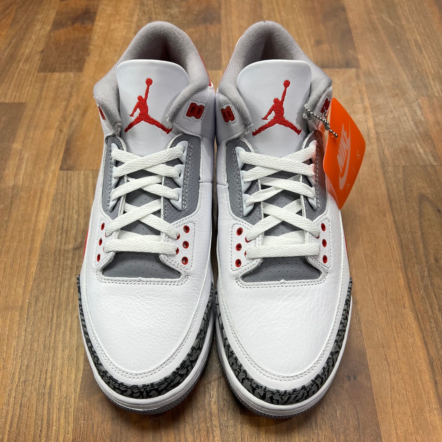 Jordan 3 Fire Red Size 10 NEW s16521
