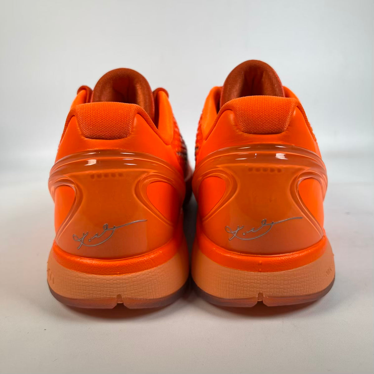 Nike Kobe 6 Total Orange (2025) Size 8 NEW s23715