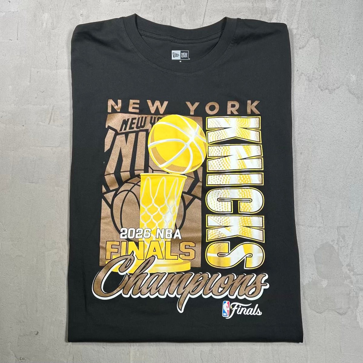 2026 New Era New York Knicks Finals Tee Black SIze Medium USED v20341