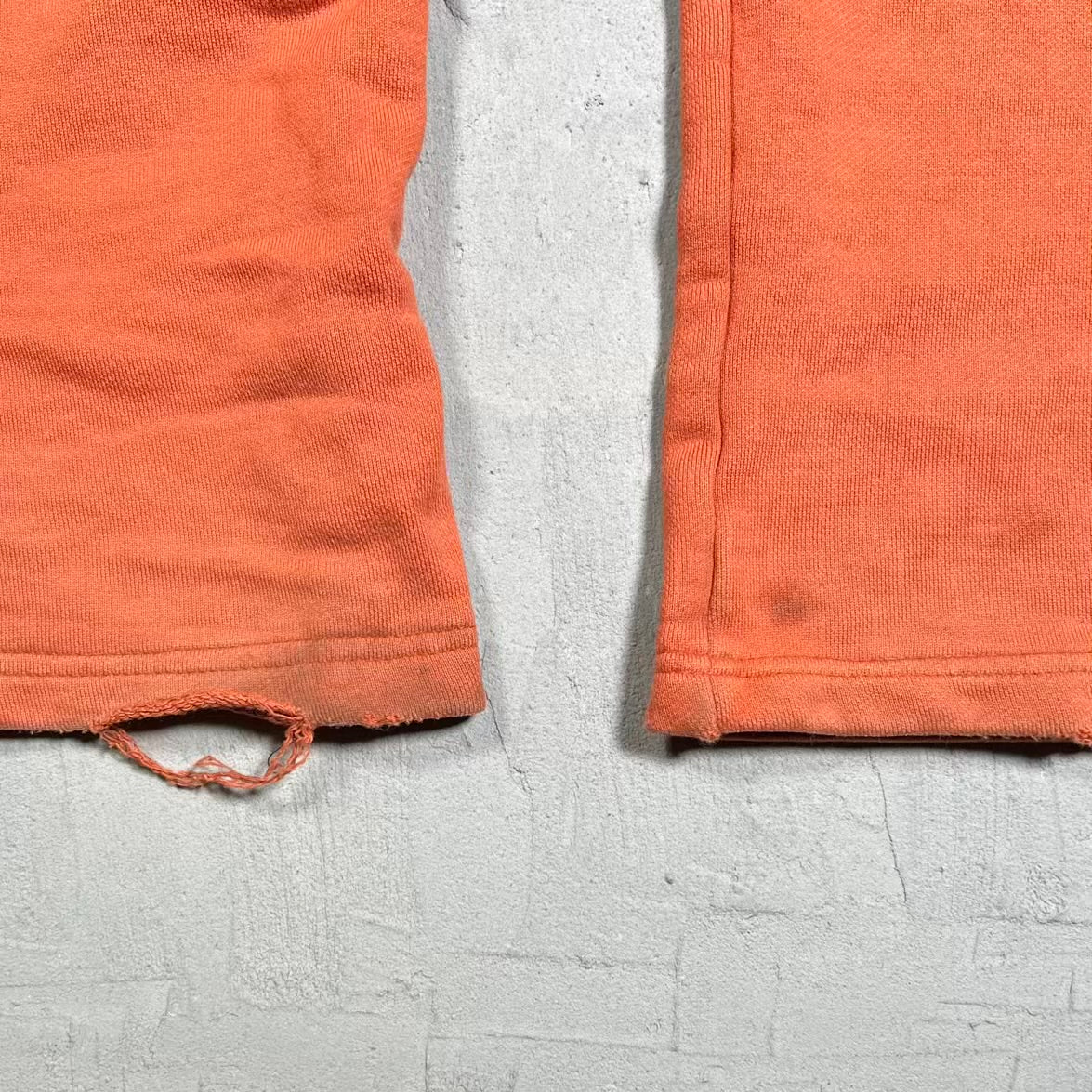 HMDD Rhinestone Crystal Washed Orange Sweatpants Size Small USED x18955