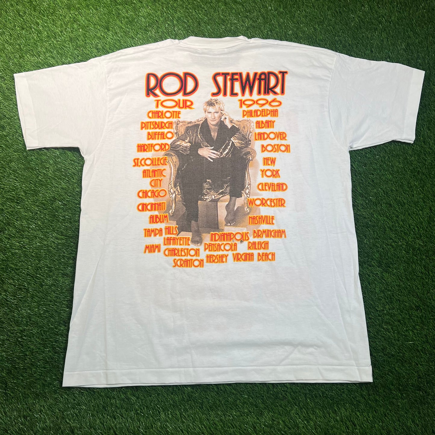 1996 Rod Stewart "Live In Concert" White Tour Tee Size XL USED v18831
