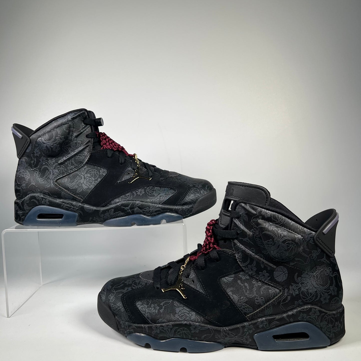 Jordan 6 SD Triple Black (2020) Size 10.5m / 12w NEW s20762
