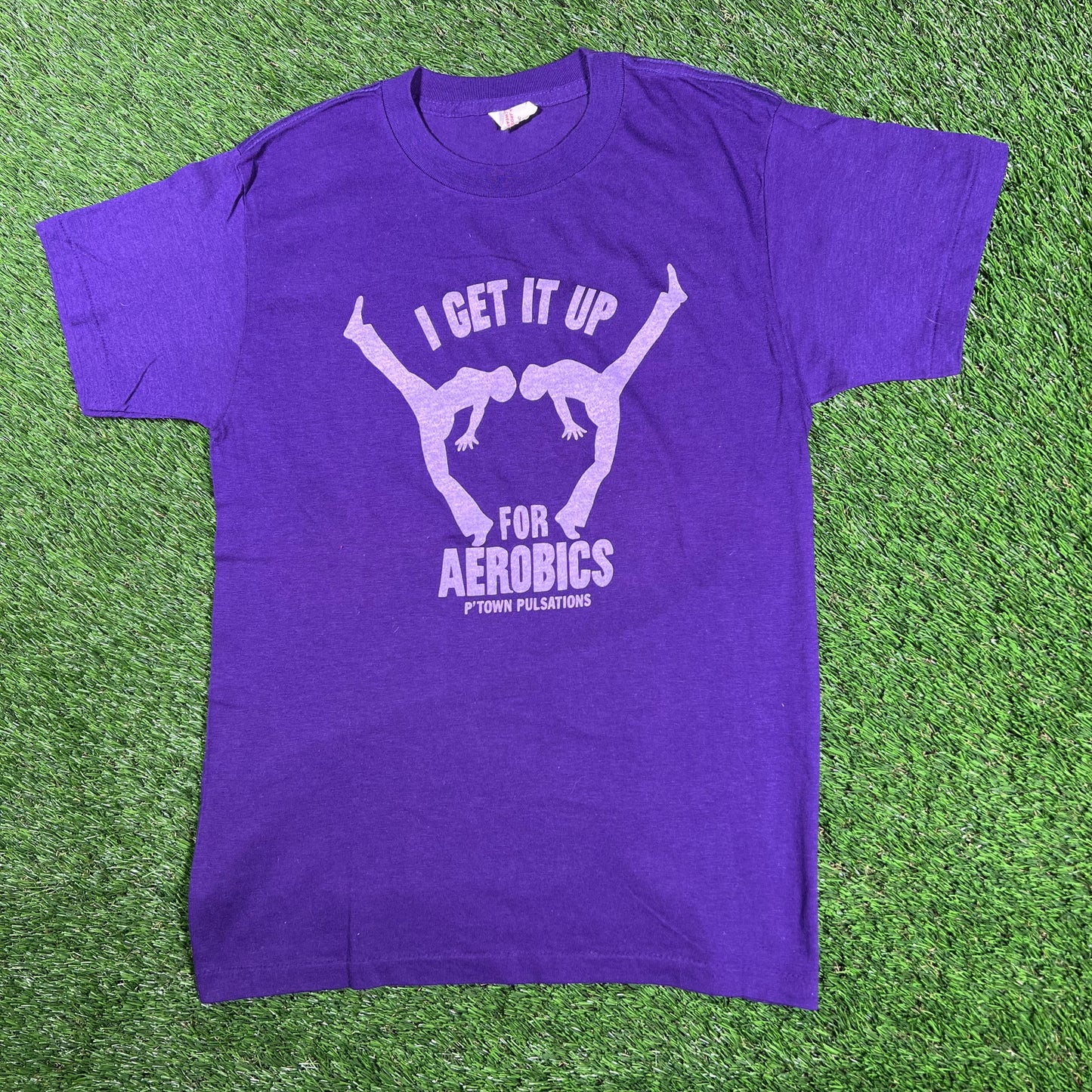 1990s I Get It Up For Aerobics Purple Tee Size Medium USED v17120