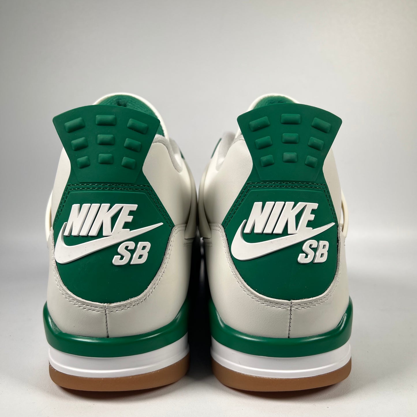 Jordan 4 SB Pine Green (2023) Size 11.5 NEW s19375
