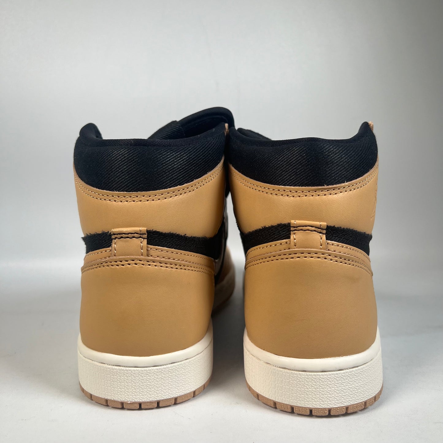 Jordan 1 High Heirloom (2022) Size 8.5 NEW s21420