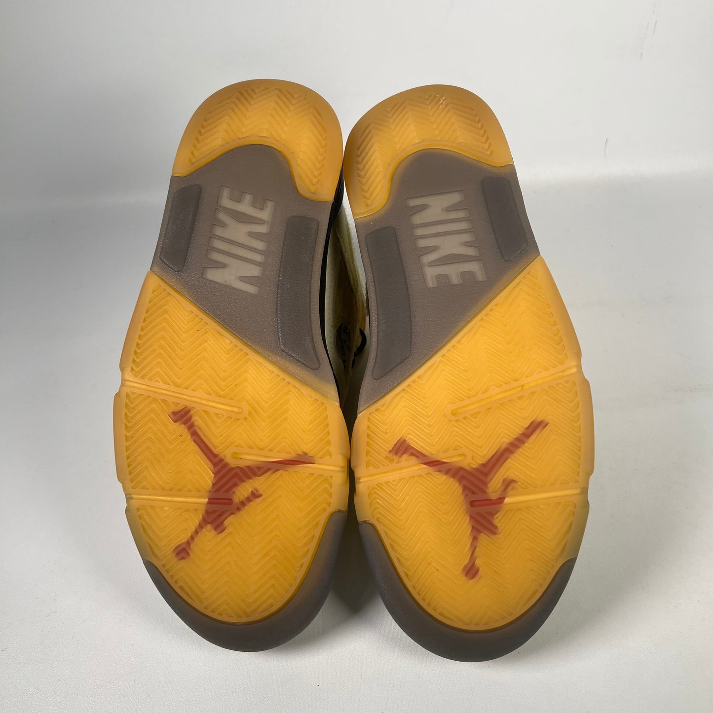 Jordan 5 Off White Sail (2020) Size 8 USED s20552
