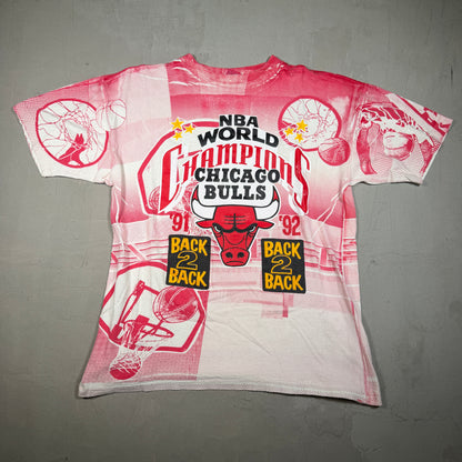 1992 Chicago Bulls Back 2 Back AOP Red/White Tee Size XL USED v16735