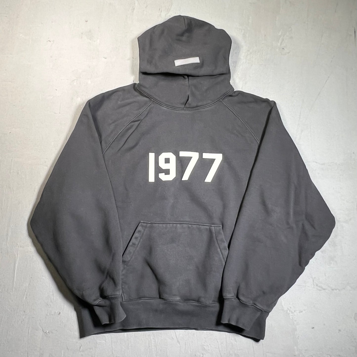 Essentials Fear of God Fog 1977 Dark Grey Hoodie Size Small USED x17665
