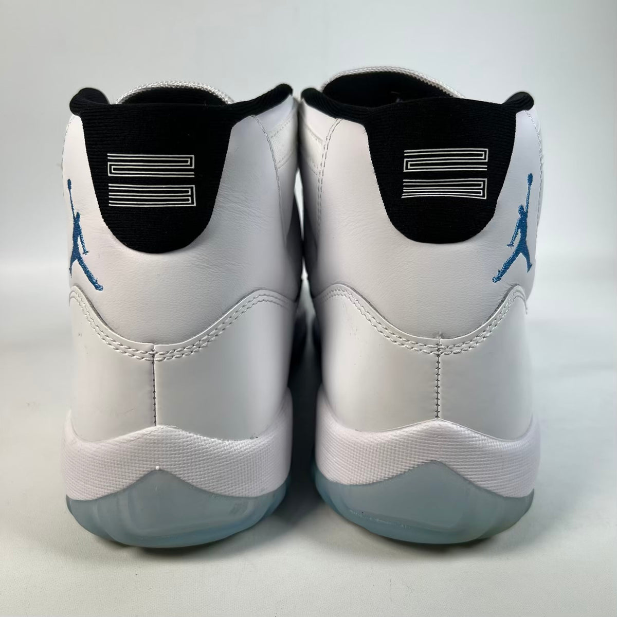 Jordan 11 High Legend Blue (2024) Size 10 USED s23540
