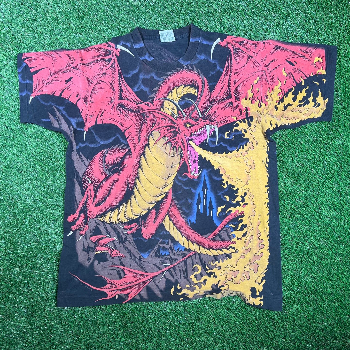 1993 Liquid Blue Dragon Knight AOP Black Tee Size Large USED v17915
