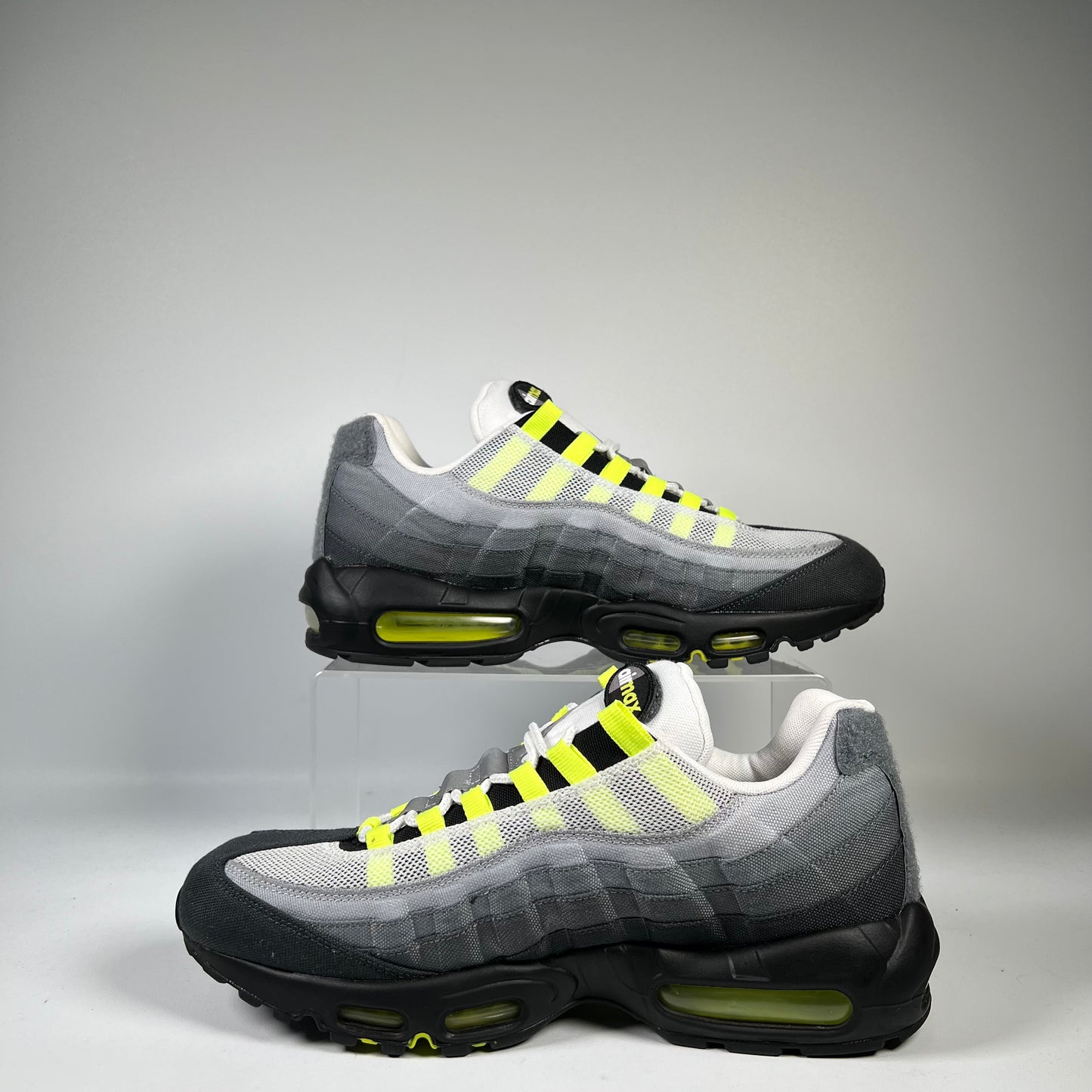 Nike Air Max 95 Patch OG Neon Size 11 USED S16149