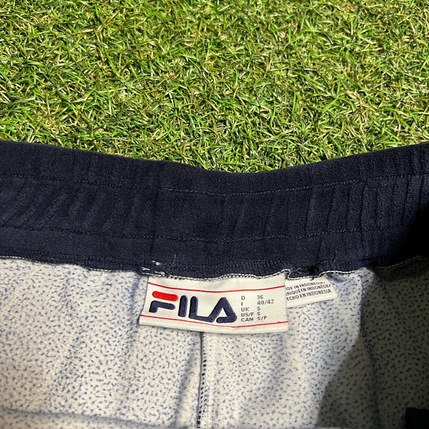 FIla Velour Navy Striped Shorts Size Small USED v16246