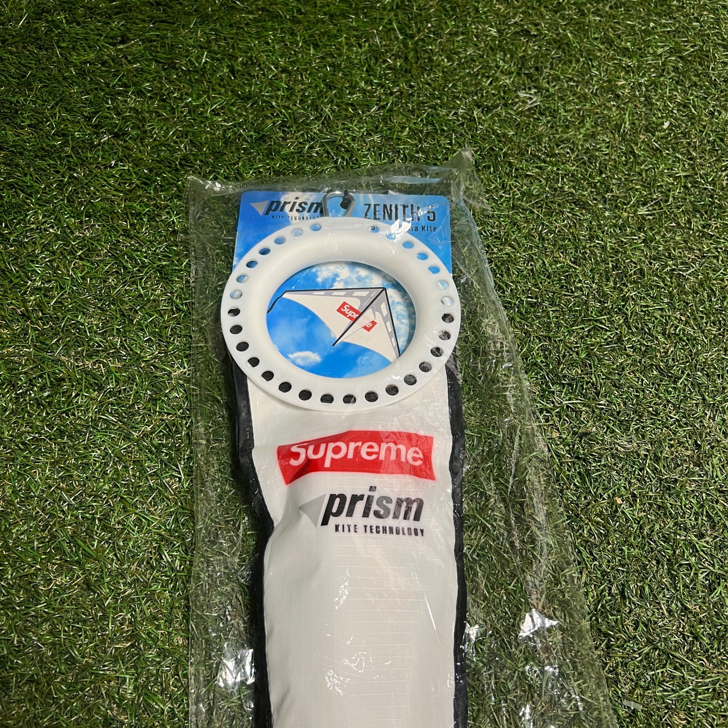 Supreme Prism Kite NEW