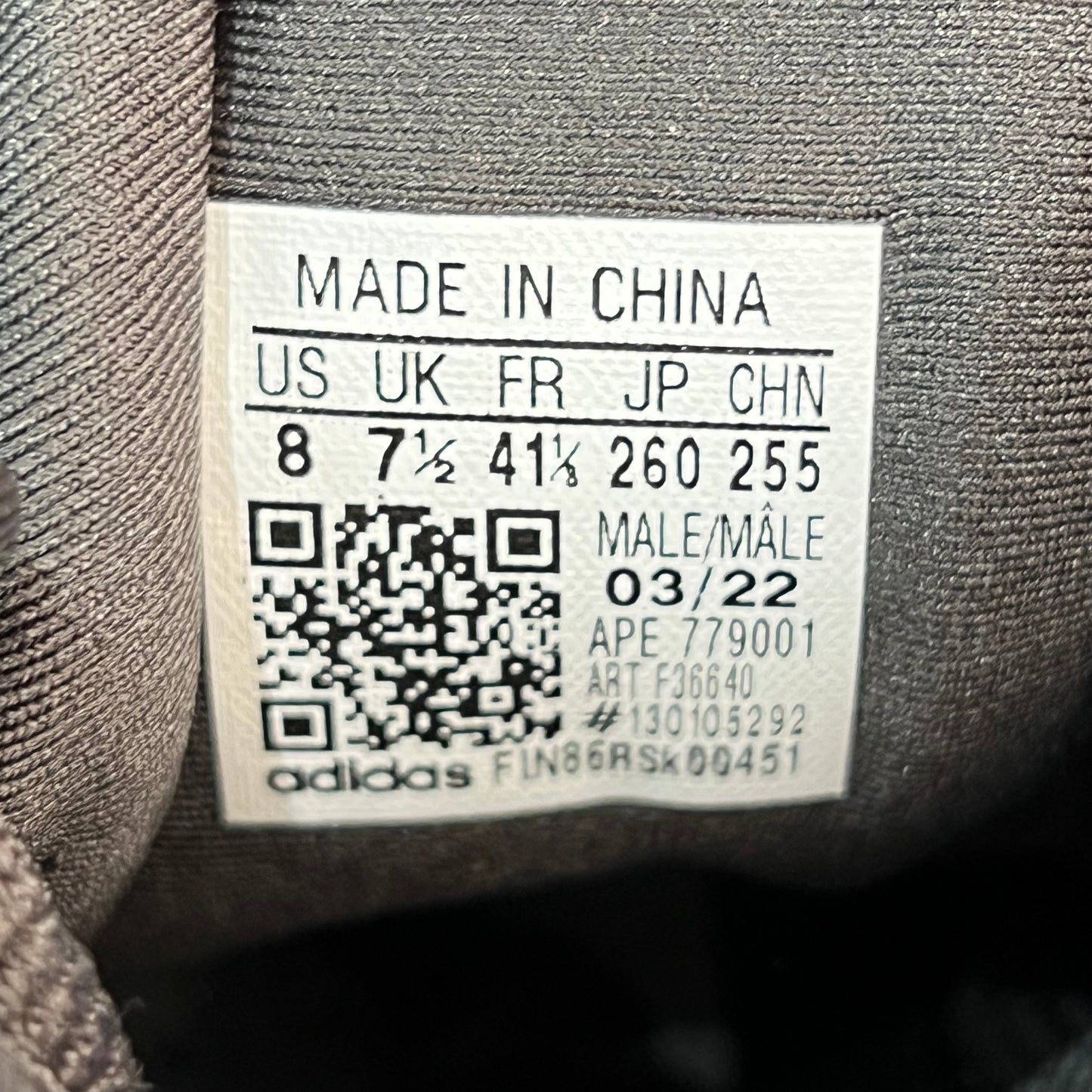 Yeezy 500 Utility Black Size 8 (2018) USED s20613