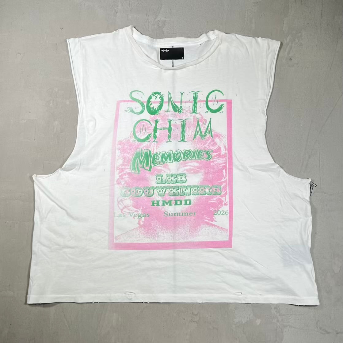HMDD Soniuc Chim Memories White Sleevelee Tee Size Large NEW x18666
