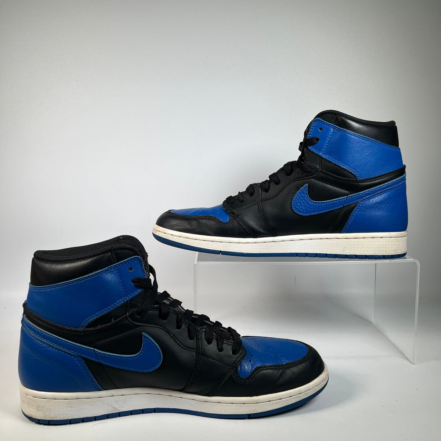 Jordan 1 Royal (2017) Size 10.5 USED s22413