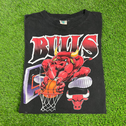 1990s Black Chicago Bulls Mascot Cartoon Tee Size XL USED v16588