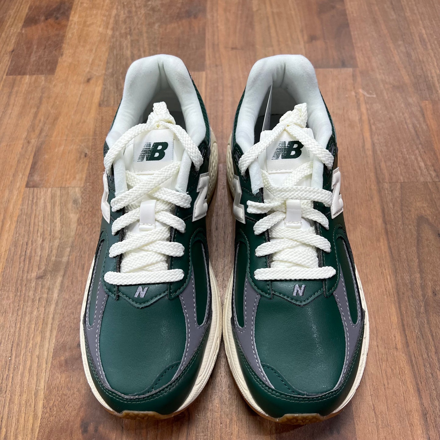 New Balance 2002 New Spruce Leather Size 6.5 NEW s16946