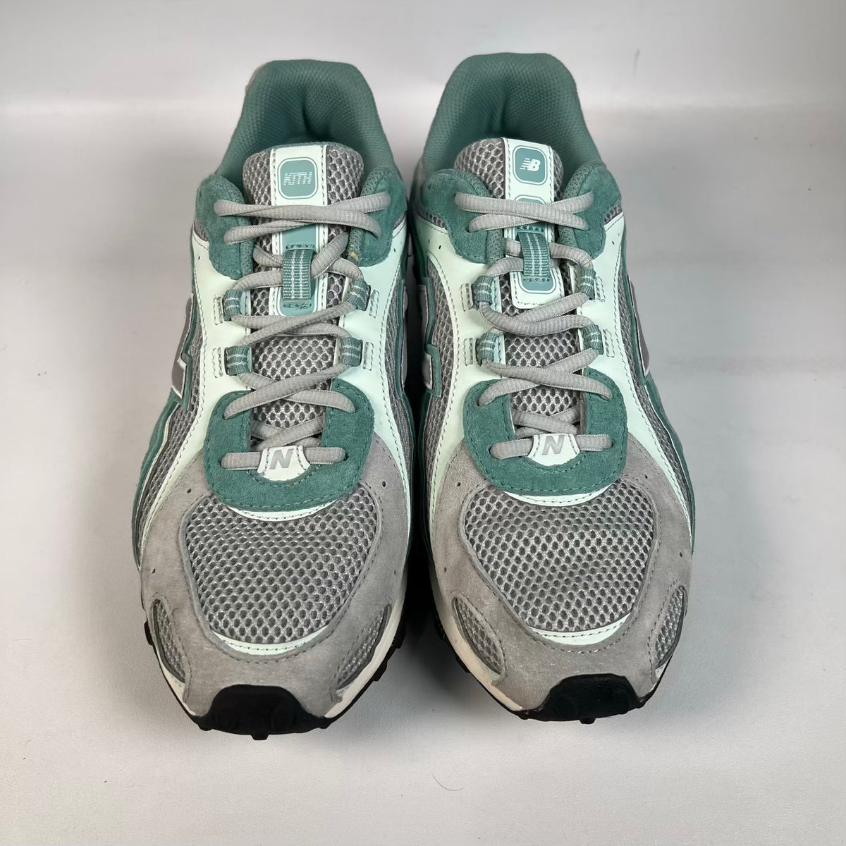 New Balance 240L Kith Green Silver (2025) Size 10.5 USED s23510