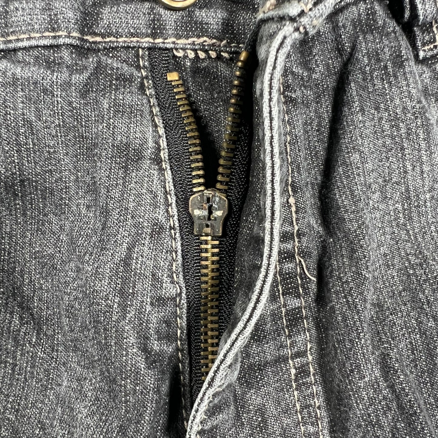 Y2K Platinum Fubu Washed Grey Jeans Size 40x34