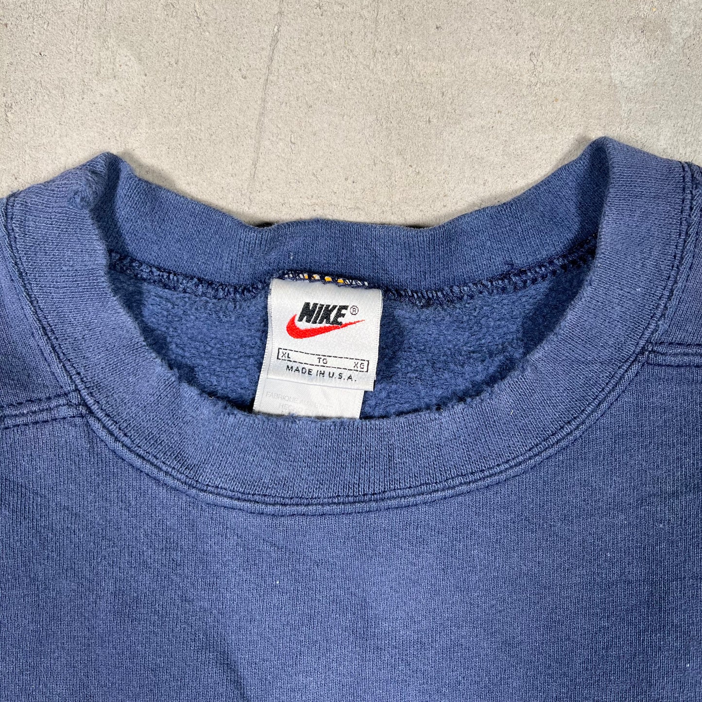 1990s Nike White Tag Navy Crewneck Size XL USED v19075